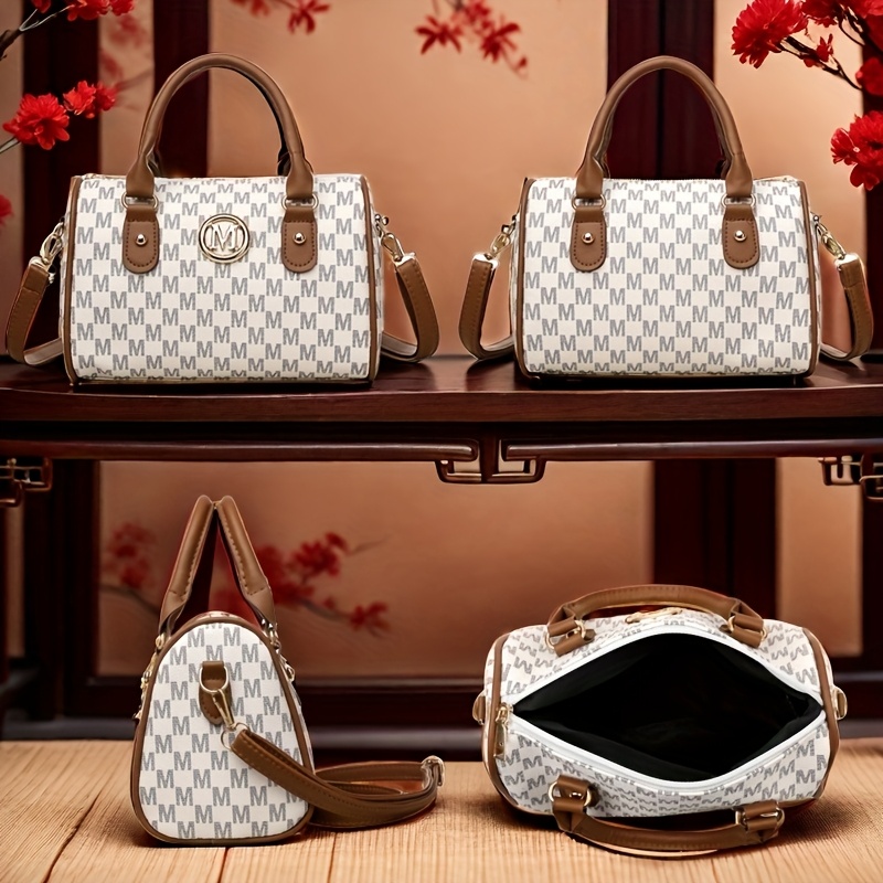 กระเป๋าสะพายไหล่ตัวอักษรผู้หญิ - Leatherwork Logo บทวิจารณ์และราคา