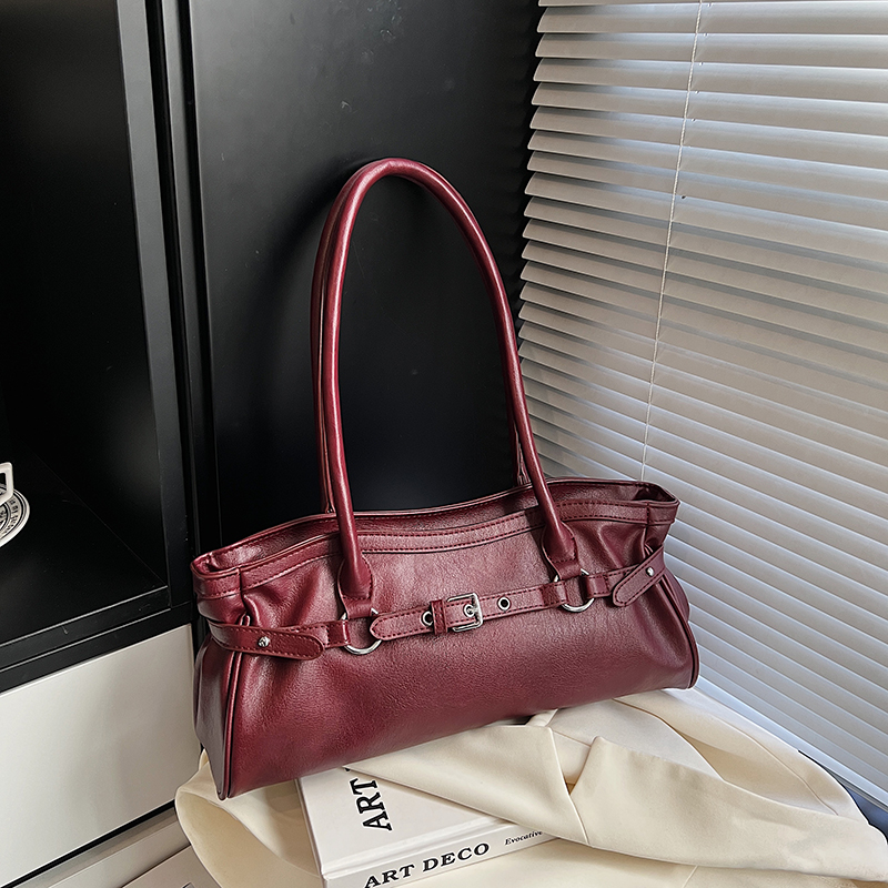 กระเป๋าถือหนังสีแดงสำหรับผู้หญ - Leatherwork Ideas บทวิจารณ์และราคา